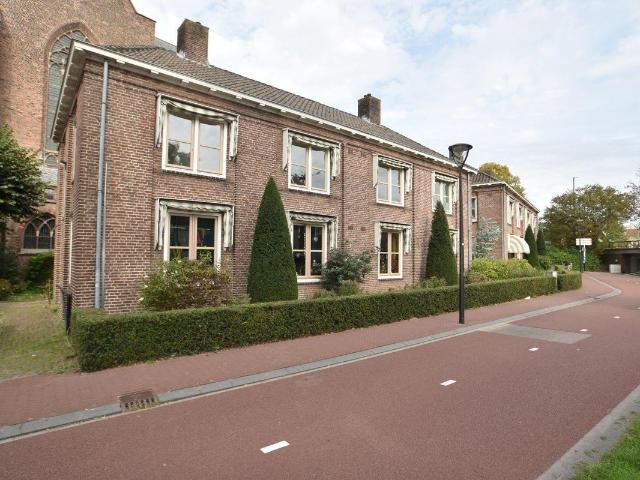 Te huur: Appartement St. Walburgisplein in Arnhem