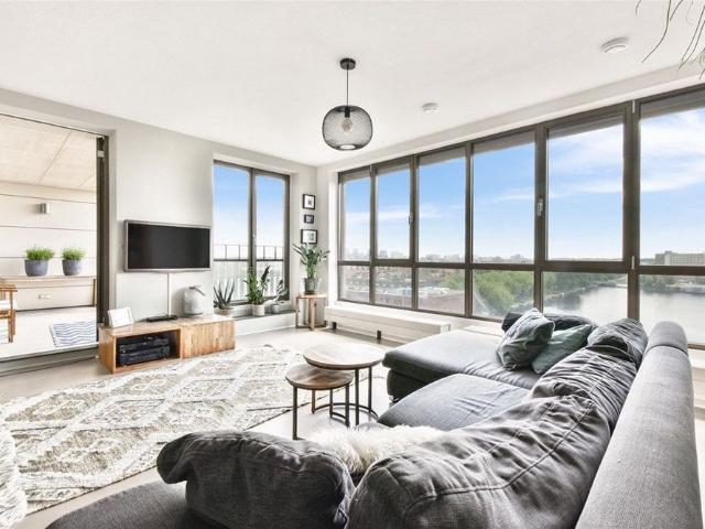 Te huur: Appartement Saskia van Uijlenburgkade in Amsterdam