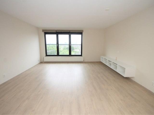 Te huur: Appartement Simon Carmiggelthof 95 in Den Haag