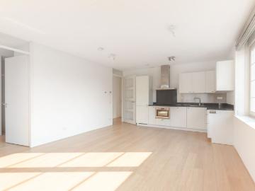 Westwijk, Amstelveen, Noord-Holland - IUitgeruste keuken