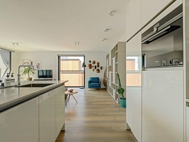 Te huur: Appartement Wijnhaven 69 H in Rotterdam