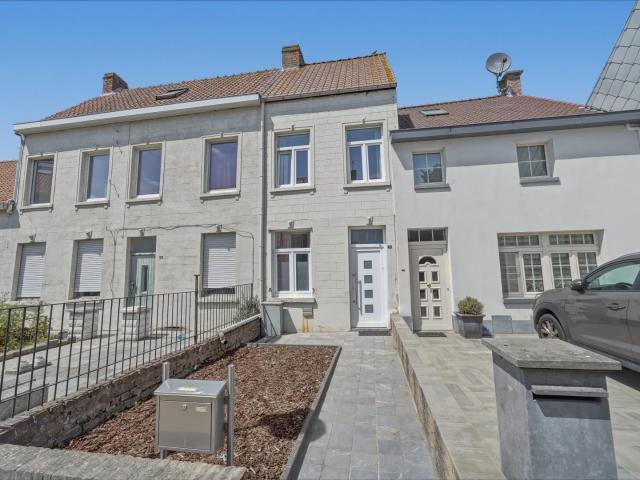 Te huur: Charmante starterswoning met voor én achtertuin in het centrum van Oudenburg Oudenburg 8460 Residentie Vastgoed