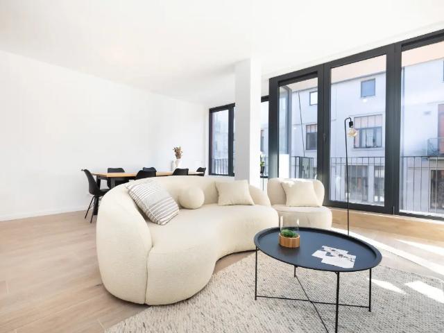 te huur Duplex Laken