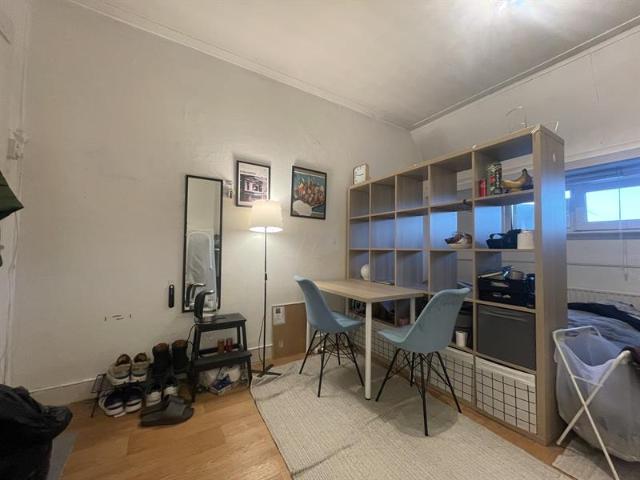 Te huur, een leuke studentenkamer op een goede