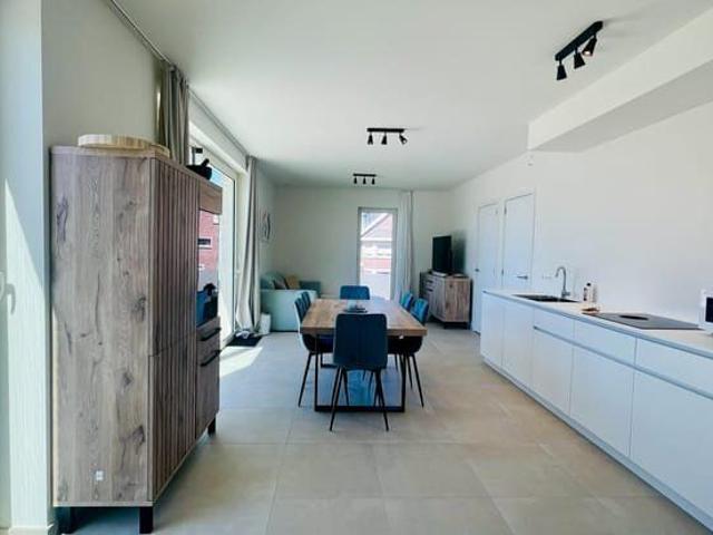 Te huur – Energiezuinig 1 slaapkamerappartement met ruim.