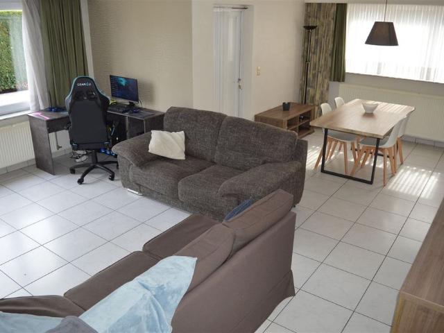 TE HUUR: Gelijkvloers appartement met 2 slaapkamers te Koersel!