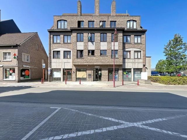Te huur: Gerennoveerd appartement in hartje Aalter op TOPLOCATIE Aalter 9880 Solvas