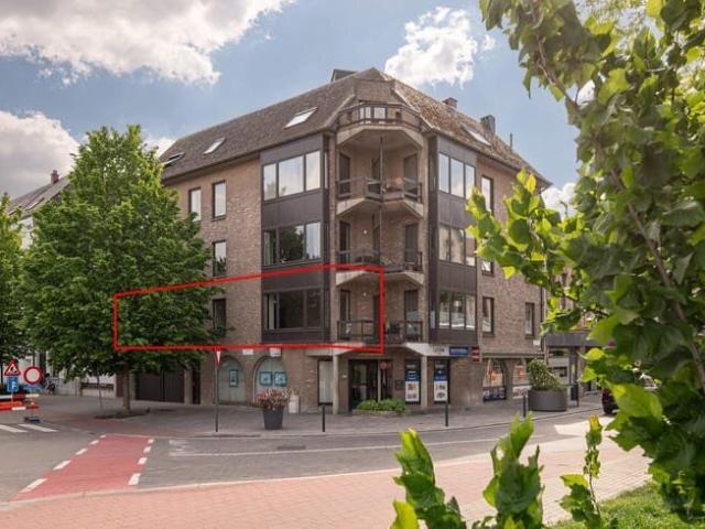 TE HUUR – Goed onderhouden appartement met 3 slaapkamers.