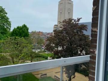 Te Huur – Goedgelegen 2 slaapkamerappartement met terras en garagebox