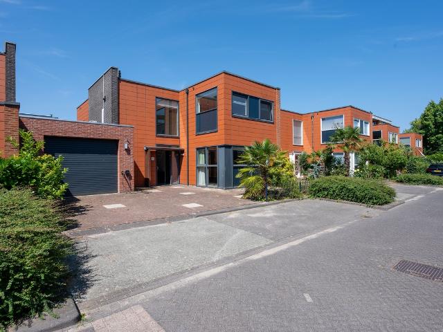 Te huur: Huis Antiguastraat in Almere