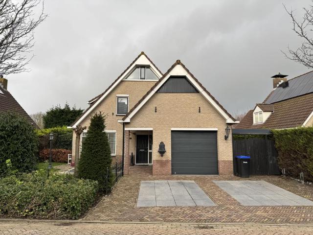 Te huur: Huis Anna de Renessestraat 3 in Heemskerk