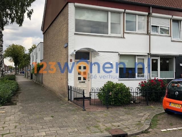 Te huur: Huis Albert Cuypstraat in Enschede