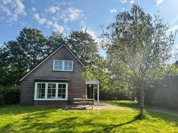 Huis te huur Appelvink in Hooge Mierde voor € 1.895