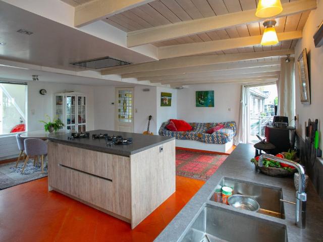 Te huur: Huis Broekergouw in Amsterdam