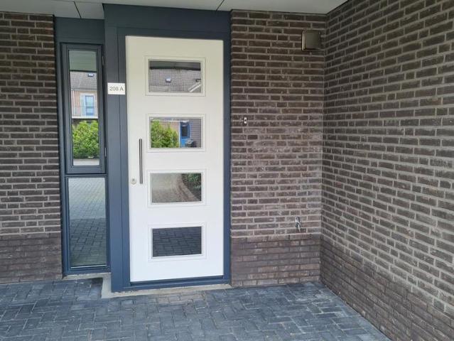 Te huur: Huis Burgemeester Padmosweg 208 A in Wilnis