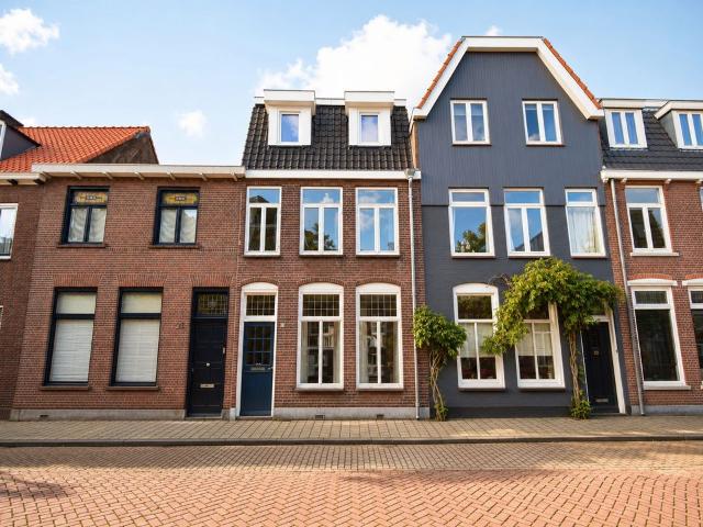 Te huur: Huis Grazendonkstraat in Breda