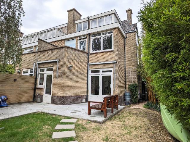 Te huur: Huis De Poorterstraat in Den Haag