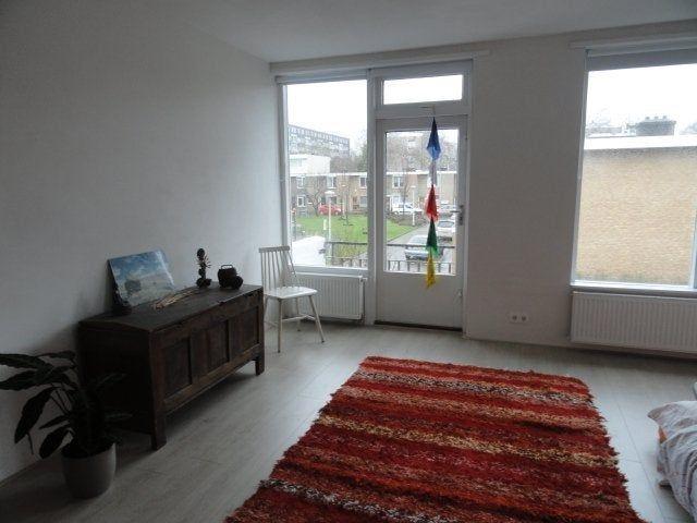 Te huur: Huis Emanuel van Meterenstraat in Amsterdam