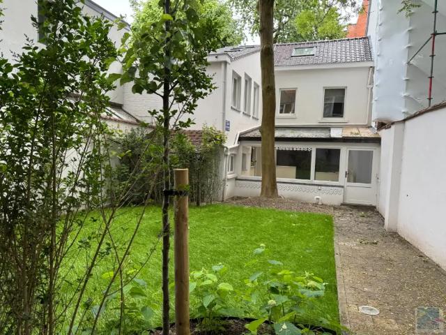te huur Huis Elsene