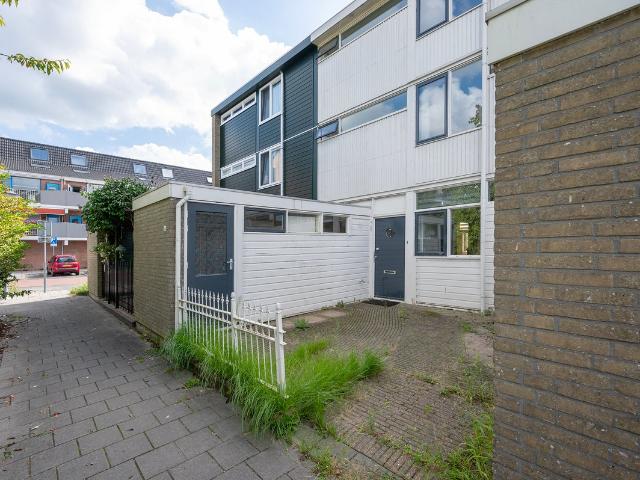 Te huur: Huis Koraalrif in Lelystad