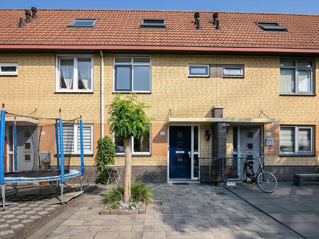 Te huur: Huis Johannes Vermeerstraat in Almere