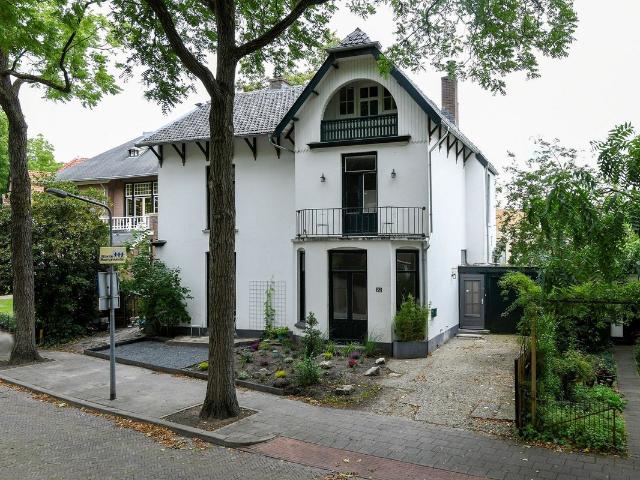 Te huur: Huis Oude Enghweg 22 in Hilversum