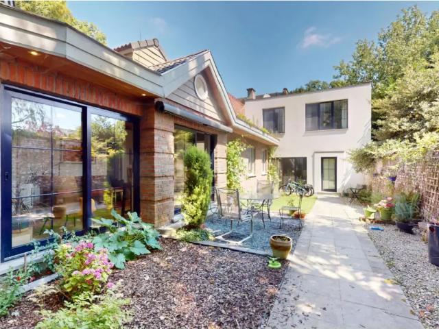 te huur Huis Laken