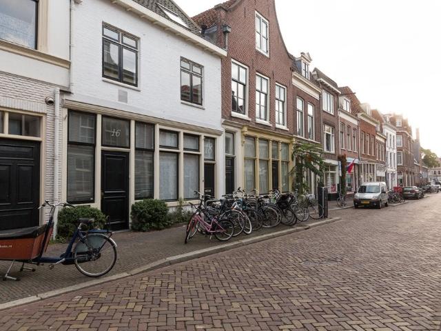 Te huur: Huis Lange Smeestraat 16 in Utrecht
