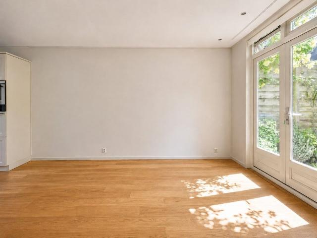 Te huur: Huis Linnaeusdwarsstraat in Amsterdam