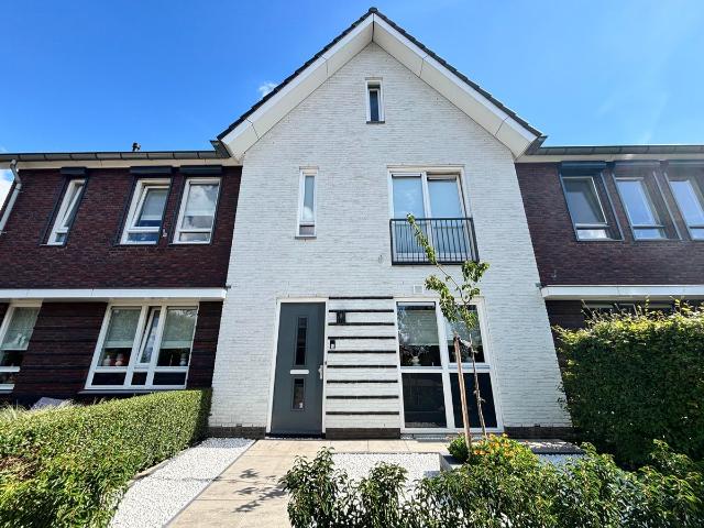 Te huur: Huis Molendwarsstraat in Nederhemert