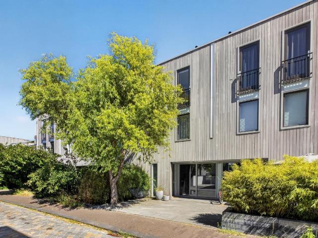 Te huur: Huis Mattenbiesstraat in Amsterdam
