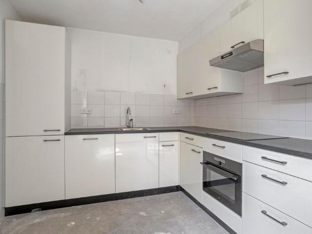 Te huur: Huis Martinus Nijhofflaan in Kloetinge