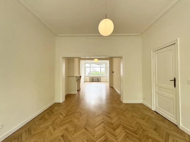 te huur Huis Schaarbeek