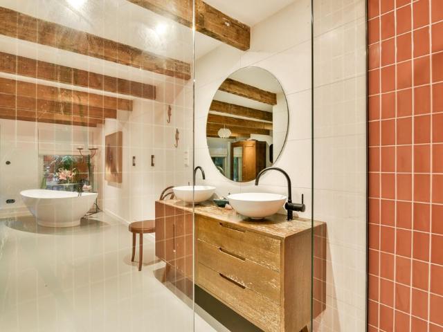 Te huur: Huis Spaarndammerstraat in Amsterdam