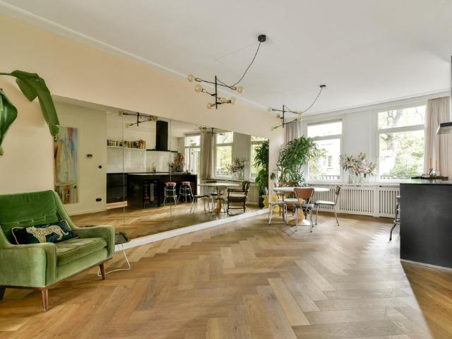 Te huur: Huis Spaarndammerstraat in Amsterdam