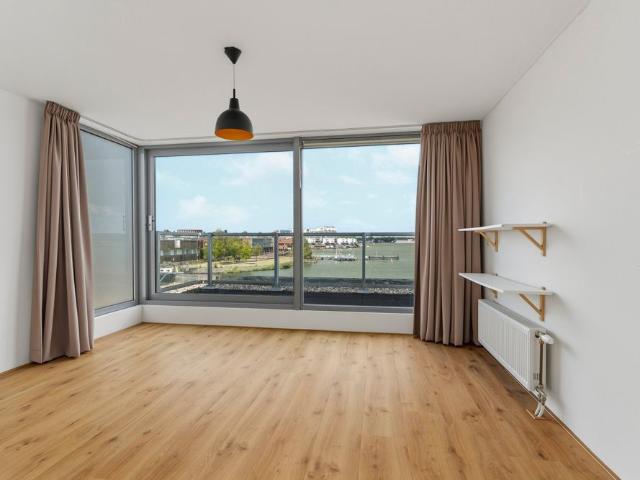 Te huur: Huis Stuurmankade in Amsterdam