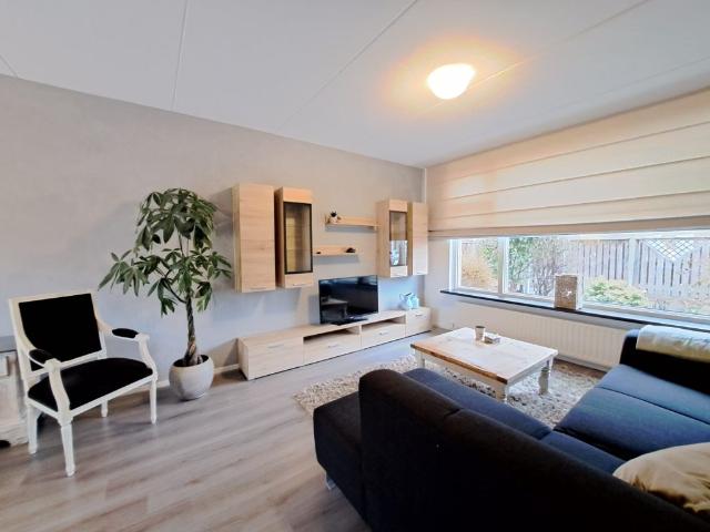 Te huur: Huis Phobospad in Spijkenisse