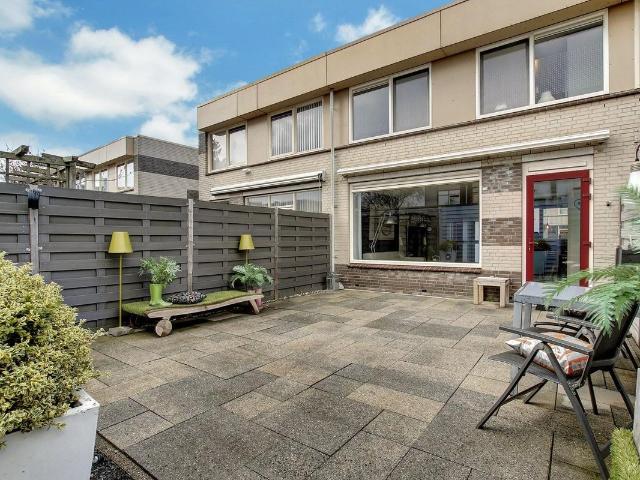 Te huur: Huis Rachmaninovstraat in Almere