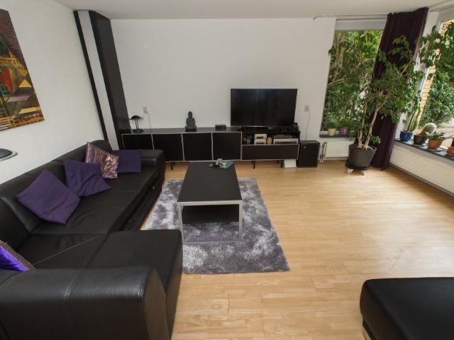 Te huur: Huis Rembrandtstraat in Den Haag