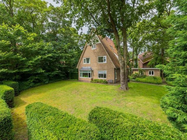 Te huur: Huis Rijksstraatweg in Bennebroek