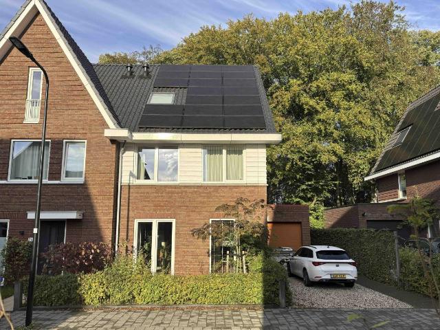 Te huur: Huis Rutger Loenenweg in Austerlitz