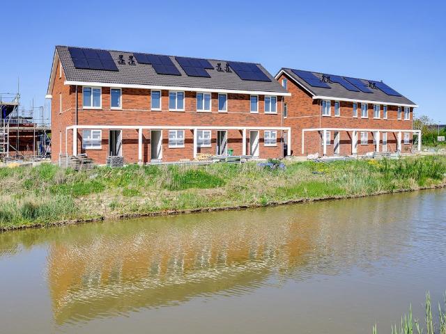 Te huur: Huis Uiterdijk 42 in Strijen