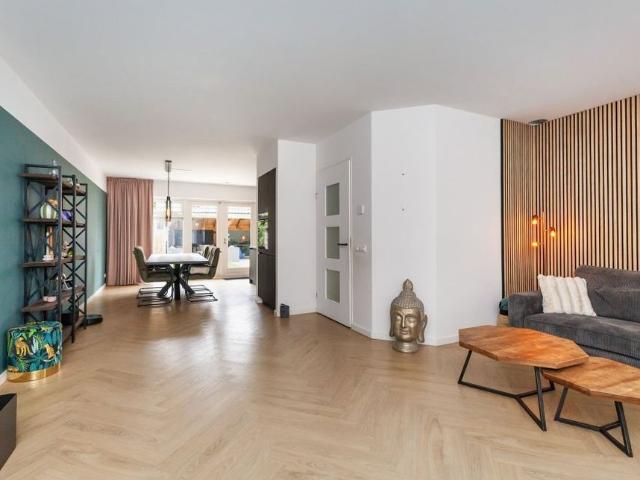 Te huur: Huis Uitkruier in Heukelum