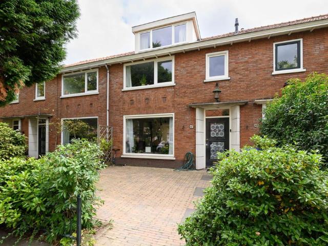 Te huur: Huis Van Kretschmar van Veenlaan 47 in Hilversum