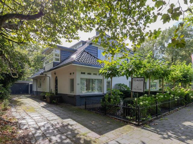 Te huur: Huis Ver Loren van Themaatlaan 13 in Velsen Zuid