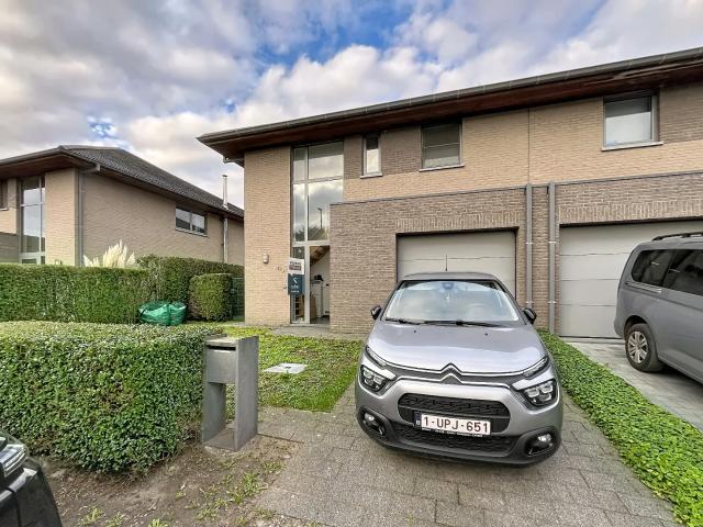 Te huur: Instapklare halfopen woning met tuin Aalter 9880 Solvas