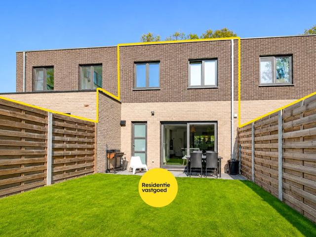 Te huur: Instapklare woning met 3 slaapkamers en zonnige achtertuin in centrum van Gistel Gistel 8470 Residentie Vastgoed