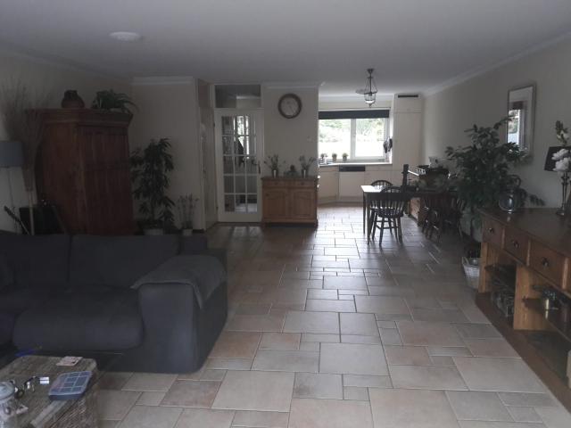 TE HUUR: KAMER IN LISSE / BOLLENSTREEK