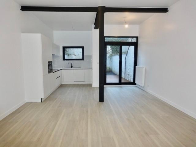 Te Huur: Kroonstraat 188, 2140 Antwerpen