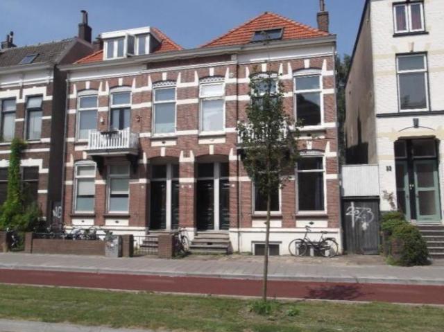 TE HUUR LEUKE  RUIME 2 KAMERSTUDIO ARNHEM